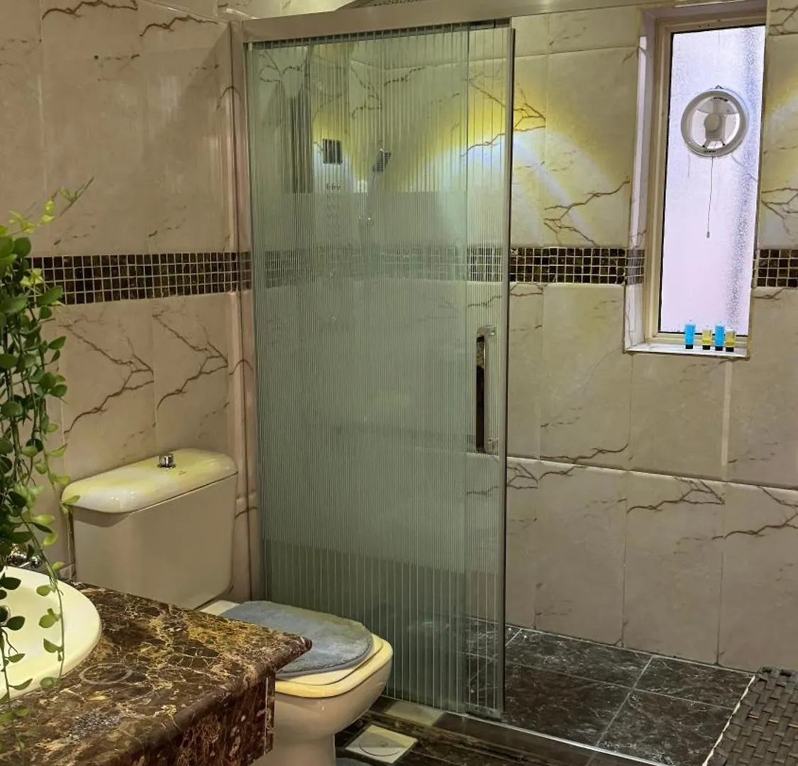 Luxury Penthouse With Rooftop Apartment Jeddah