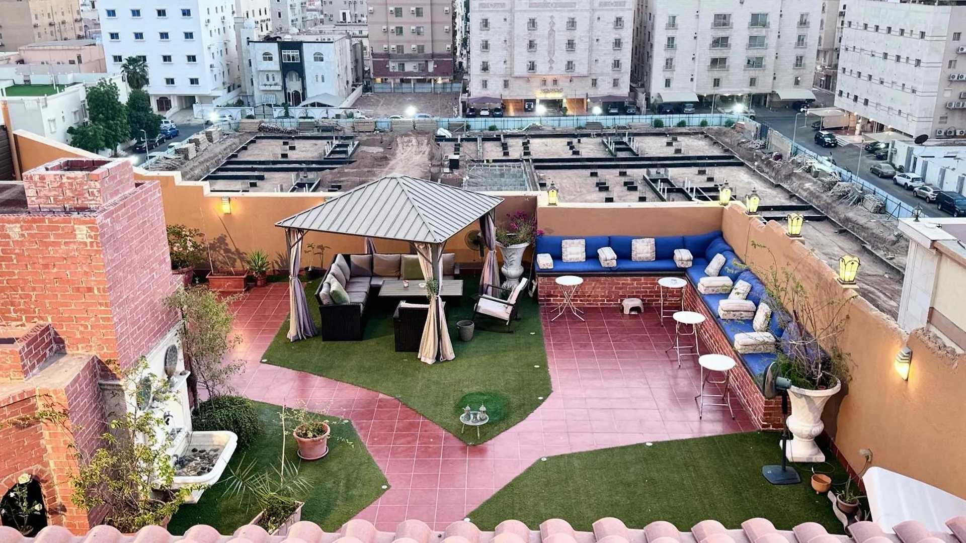 Luxury Penthouse With Rooftop Apartment Jeddah
